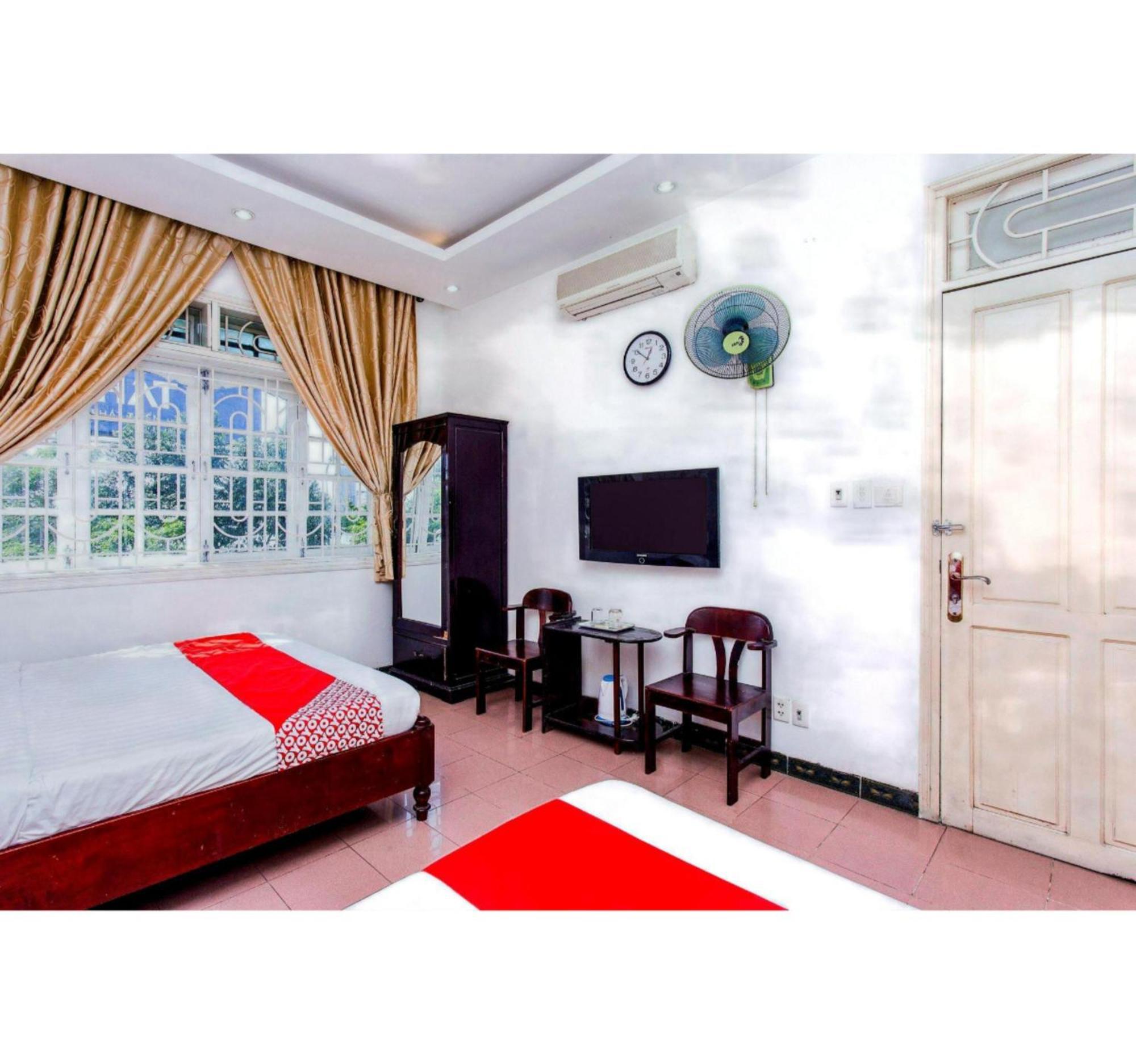 Oyo 553 Truong Giang Hotel Дананг Екстер'єр фото