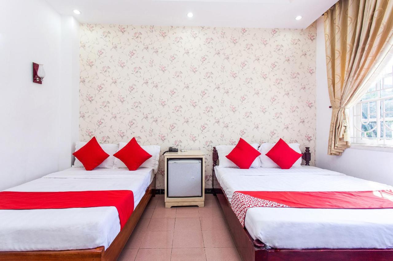 Oyo 553 Truong Giang Hotel Дананг Екстер'єр фото