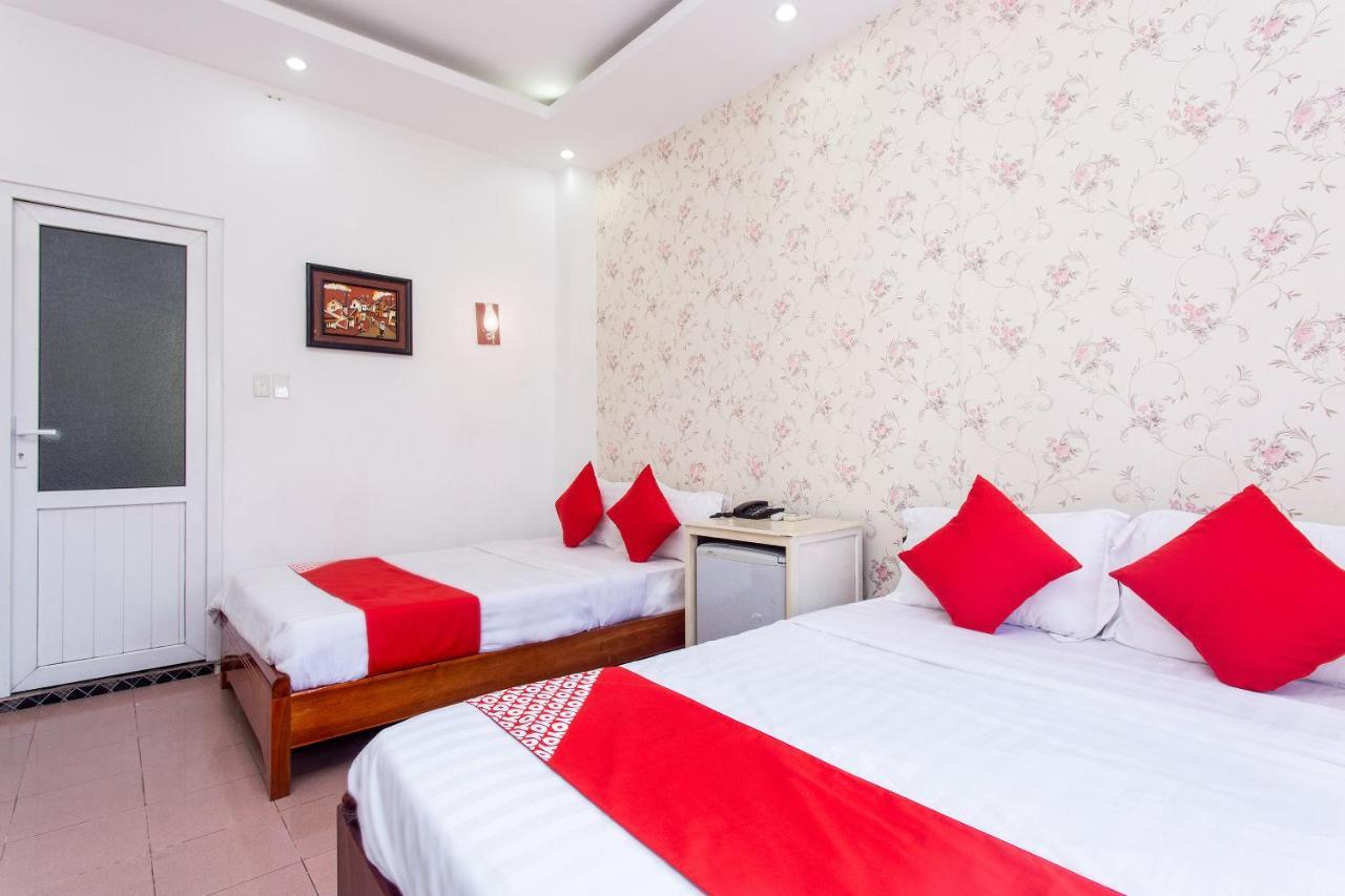 Oyo 553 Truong Giang Hotel Дананг Екстер'єр фото