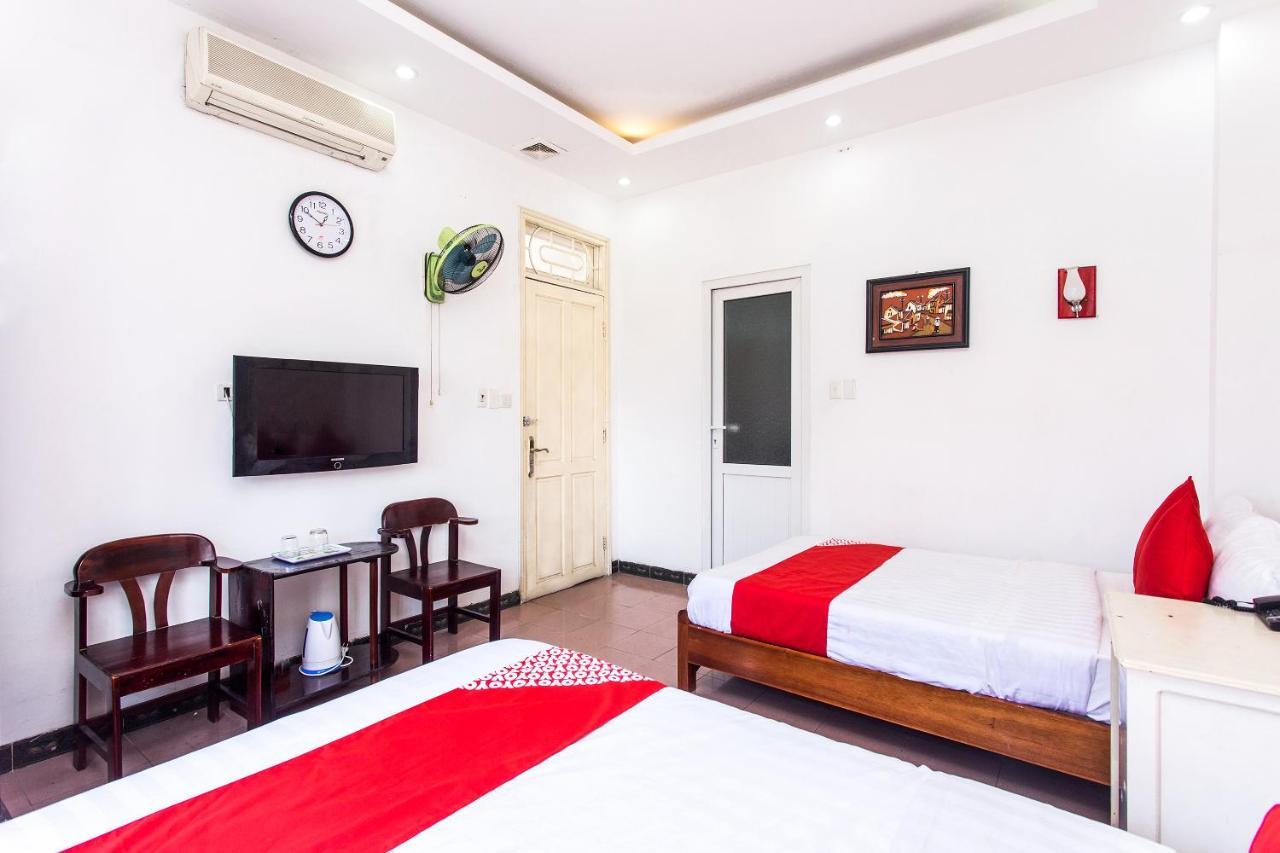 Oyo 553 Truong Giang Hotel Дананг Екстер'єр фото